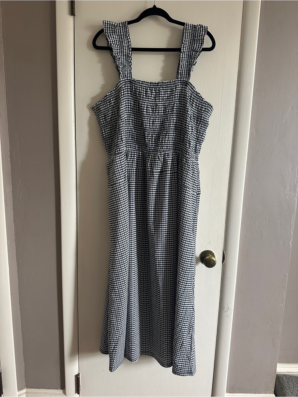 Old Navy Navy and White Gingham Smocked Midi Dress